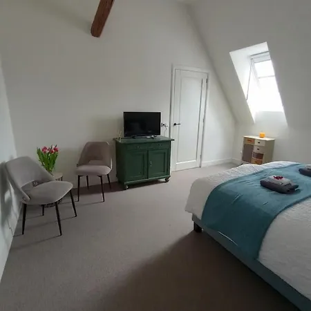 Suyder Cogge Bed & Breakfast *
